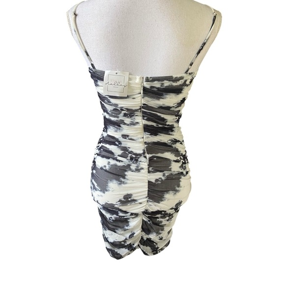 Stella Dallas CHANGE OF HEART TIE DYE MINI DRESS Size S White Black Bodycon Sexy - Picture 7 of 14